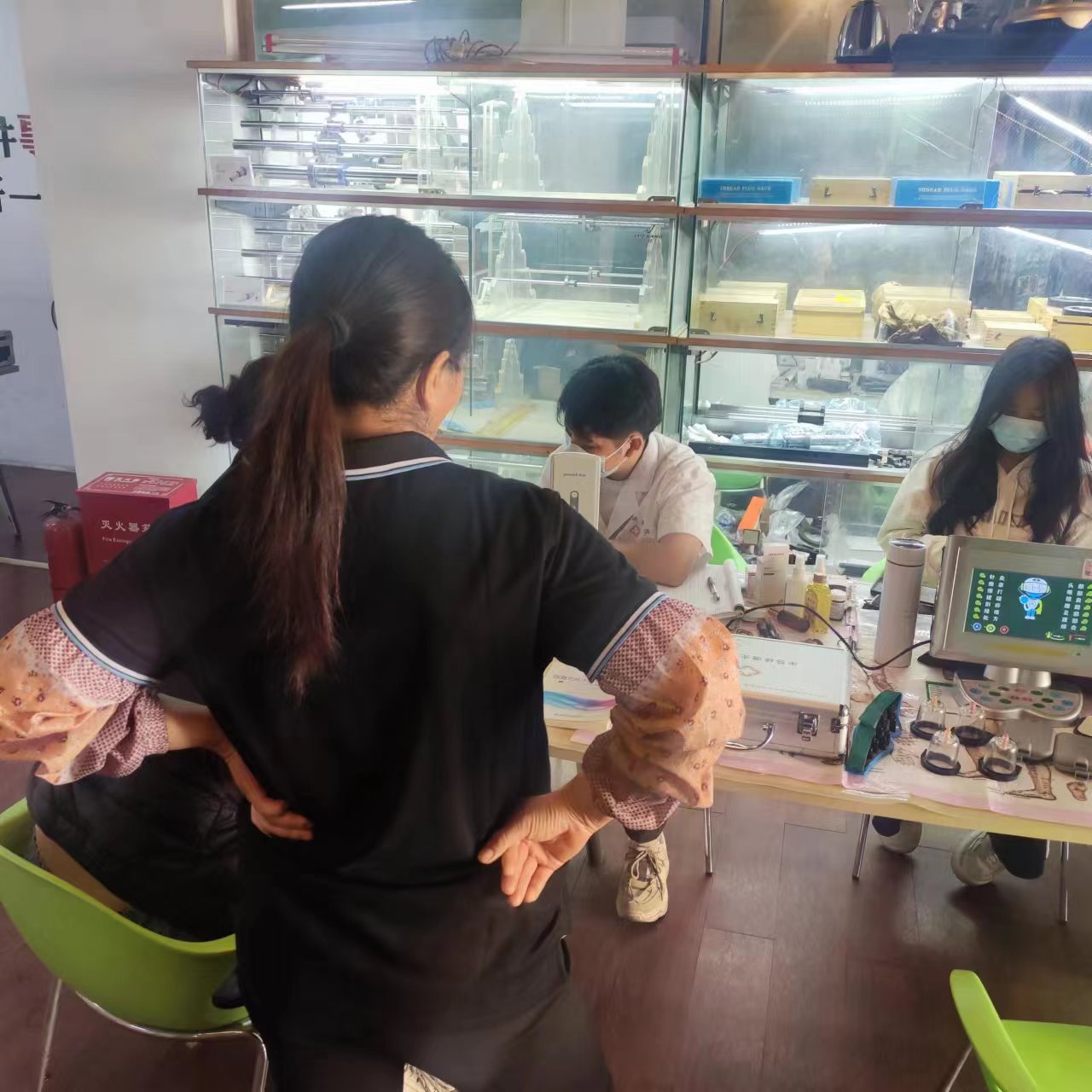 關(guān)懷備至！漢藝精工組織職工健康體檢！